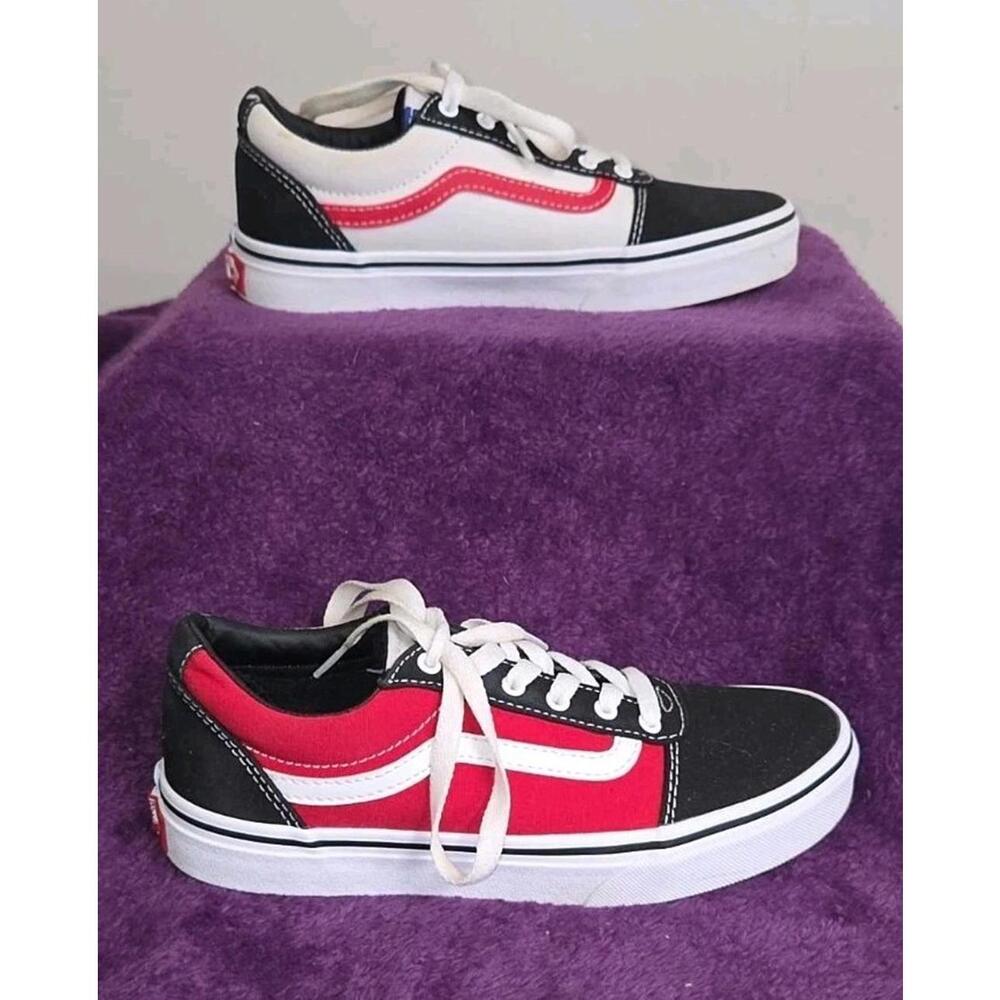 Youth Vans Ward Color Block Skateboarding Shoes Sz 4 Red White Black